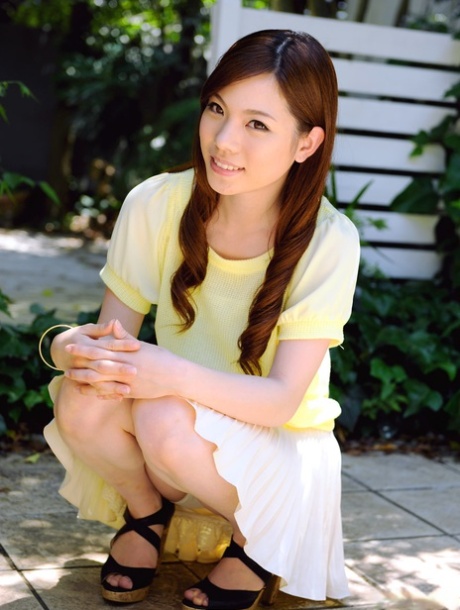 Emi Sasaki xxx modell galleri
