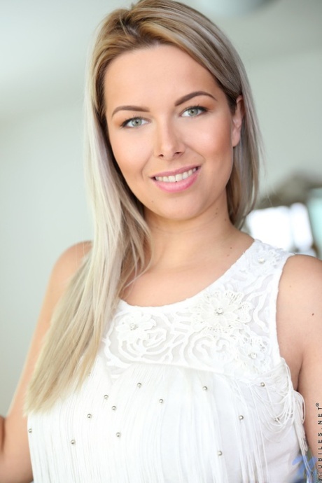 amatuar blond naken hd foto