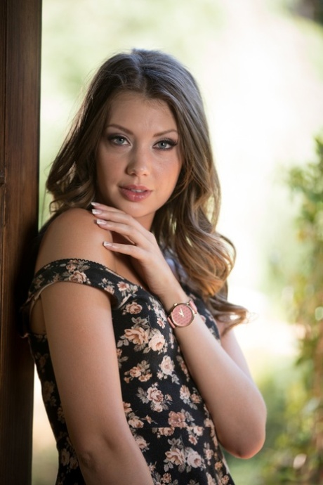 Elena Koshka pornstjerne exclusive bilde